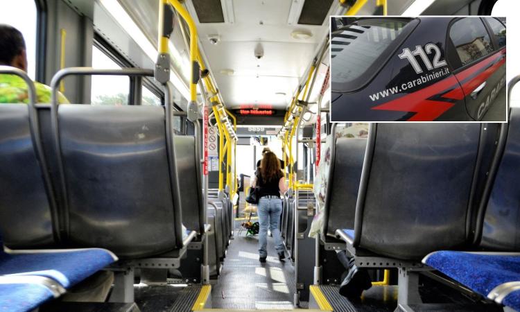 Corridonia, 20enne non mostra il biglietto dell'autobus e dà in escandescenze: caos a bordo