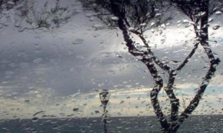 Marche, raffiche di vento fino a burrasca e temporali: diramata una nuova allerta meteo Marche, raffiche di vento fino a burrasca e temporali: diramata una nuova allerta meteo