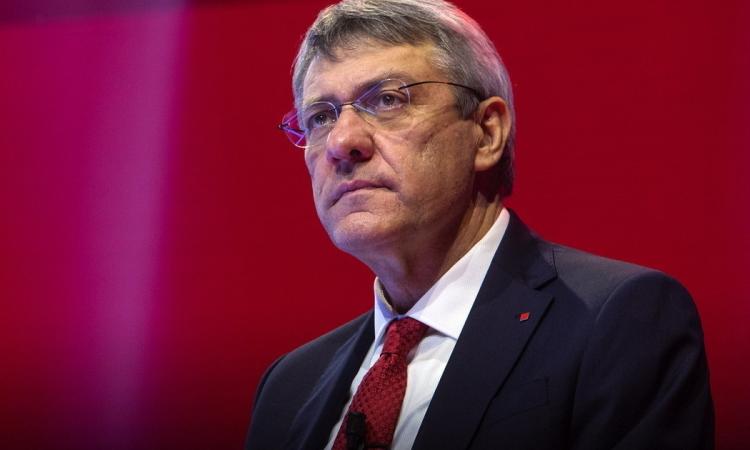 A Camerino convegno della Cgil sul futuro delle aree interne: il segretario Landini chiude l'evento A Camerino convegno della Cgil sul futuro delle aree interne: il segretario Landini chiude l'evento
