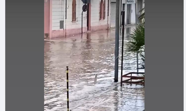 Maltempo Marche, nubifragio su Civitanova con allagamenti e sottopassi bloccati