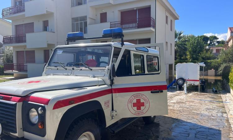 Marche, Croce Rossa in prima linea nell'emergenza alluvione: oltre 80 i volontari impegnati Marche, Croce Rossa in prima linea nell'emergenza alluvione: oltre 80 i volontari impegnati