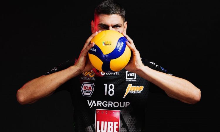 Lube, Marko Podrascanin torna a casa: "Felice di chiudere la carriera con la mia squadra del cuore" Lube, Marko Podrascanin torna a casa: "Felice di chiudere la carriera con la mia squadra del cuore"
