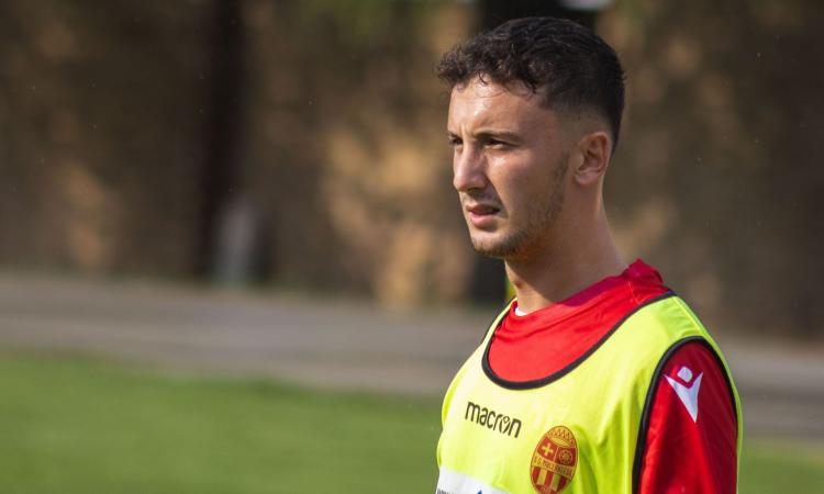 La Maceratese ospita il Montegranaro, Vrioni: "Loro una squadra forte. Mio fratello è una guida" La Maceratese ospita il Montegranaro, Vrioni: "Loro una squadra forte. Mio fratello è una guida"