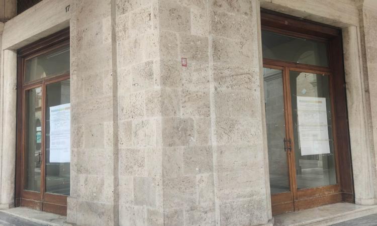Macerata, locali sfitti in pieno centro. C'è il bando per l'affitto: ecco come partecipare Macerata, locali sfitti in pieno centro. C'è il bando per l'affitto: ecco come partecipare