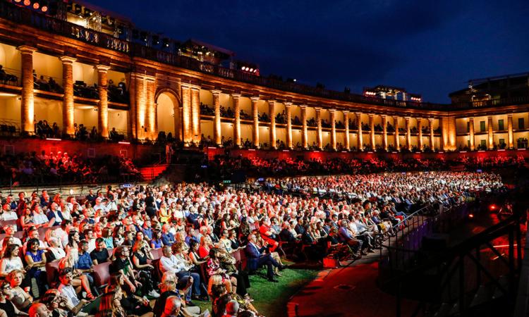 Macerata, nuovo statuto e nuovo Cda per l'Arena Sferisterio: ecco i componenti dell'associazione Macerata, nuovo statuto e nuovo Cda per l'Arena Sferisterio: ecco i componenti dell'associazione