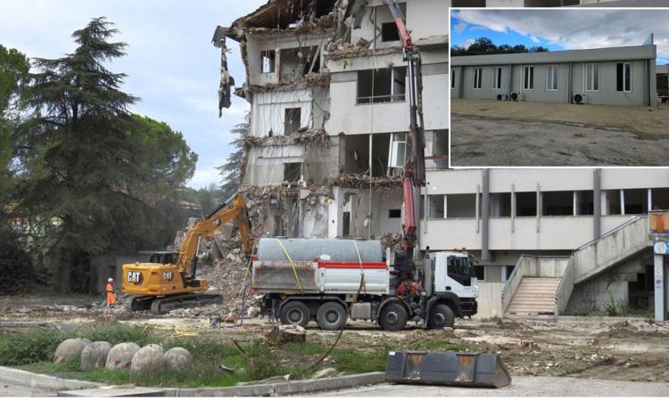 Tolentino, demolizione ospedale: i servizi si trasferiscono all'ex villaggio container. Ecco cosa cambia Tolentino, demolizione ospedale: i servizi si trasferiscono all'ex villaggio container. Ecco cosa cambia