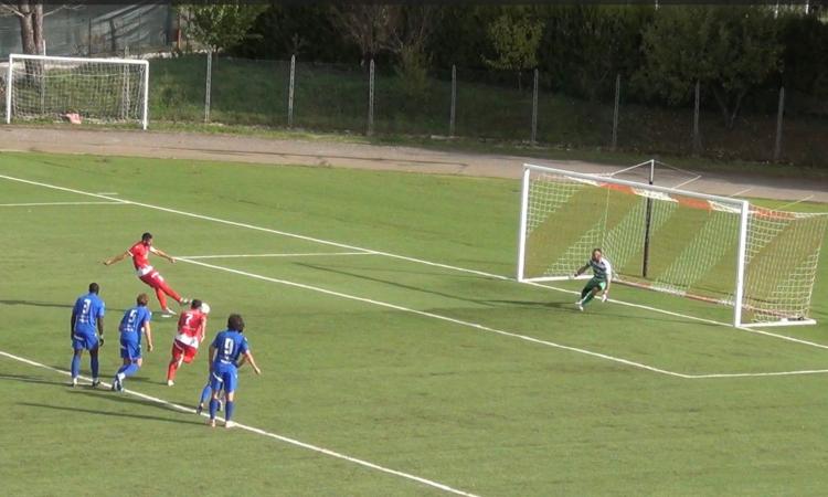 Eccellenza, l'ex Cognigni decide il big match: Maceratese vittoriosa in rimonta a Matelica Eccellenza, l'ex Cognigni decide il big match: Maceratese vittoriosa in rimonta a Matelica
