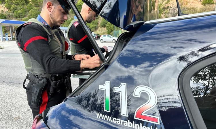 Montecosaro, furti ai distributori di carburante: due uomini nei guai