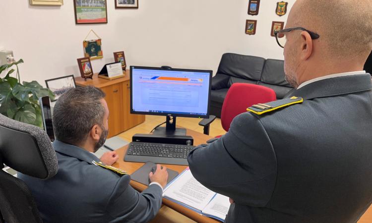 Civitanova, frode fiscale da oltre 1,7 milioni di euro: denunciati 3 imprenditori e sequestrate 11 auto Civitanova, frode fiscale da oltre 1,7 milioni di euro: denunciati 3 imprenditori e sequestrate 11 auto