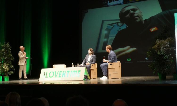 Macerata, "Viva el Futbol" infiamma il Teatro Lauro Rossi: Adani, Ventola e Cassano protagonisti a Overtime (FOTO e VIDEO) Macerata, "Viva el Futbol" infiamma il Teatro Lauro Rossi: Adani, Ventola e Cassano protagonisti a Overtime (FOTO e VIDEO)