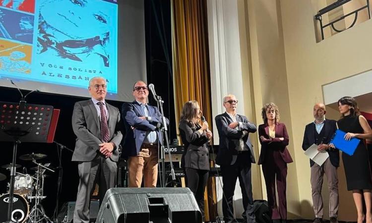 Macerata, successo per i "Sette in condotta" al Teatro Don Bosco per la Casa Accoglienza Maceratese