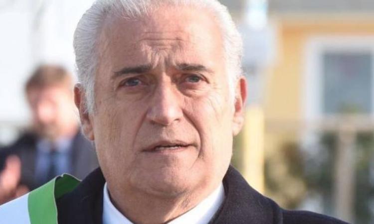 Lutto a Porto Recanati, è morto l'ex sindaco Roberto Mozzicafreddo: aveva 74 anni Lutto a Porto Recanati, è morto l'ex sindaco Roberto Mozzicafreddo: aveva 74 anni