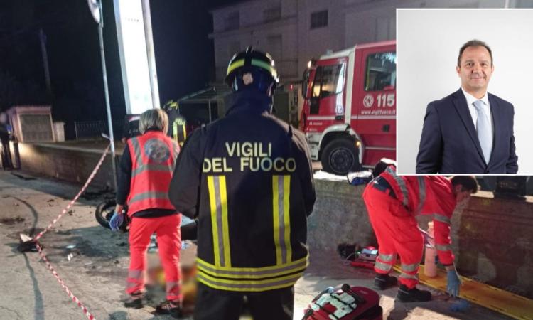 Tolentino, tragico scontro tra auto e scooter: muore un uomo, una 14enne a Torrette Tolentino, tragico scontro tra auto e scooter: muore un uomo, una 14enne a Torrette