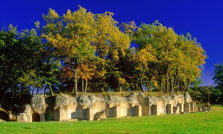 Pedalando nella storia, al Parco Archeologico di Urbisaglia la prima gara di ciclocross