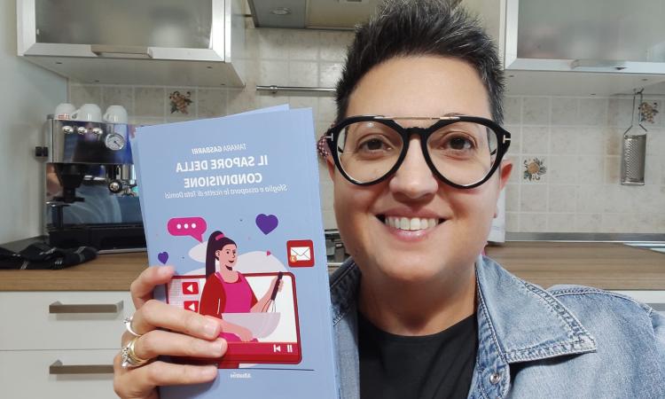 Impiegata e anche youtuber (da 37,5 mln di visualizzazioni) per passione: ora un libro per Tamara Gasbarri