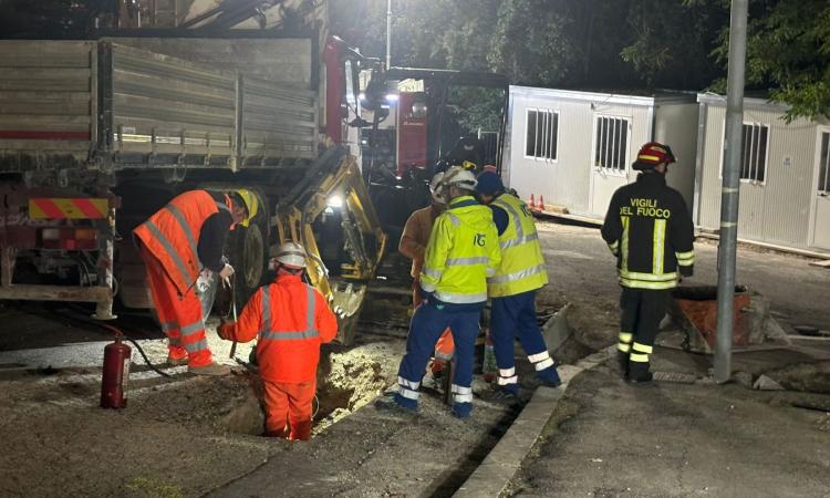 Macerata, fuga di gas in via Zorli: verifiche in corso per individuare l'origine Macerata, fuga di gas in via Zorli: verifiche in corso per individuare l'origine