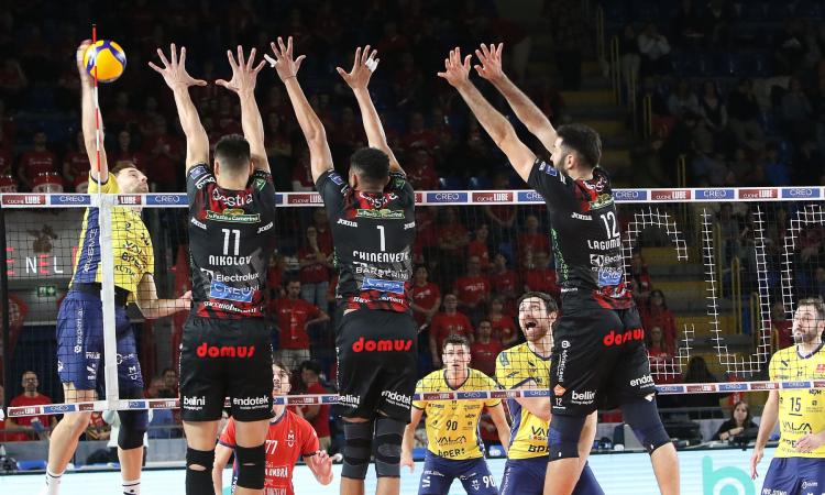 All'Eurosuole Forum non si passa: la Lube doma Modena con un netto 3-0 All'Eurosuole Forum non si passa: la Lube doma Modena con un netto 3-0
