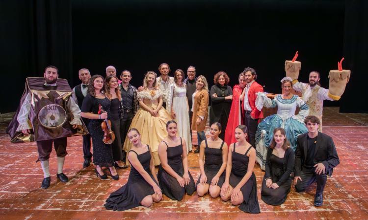 Civitanova, "La Bestia nel cuore": il progetto teatrale coinvolge oltre 600 ragazzi Civitanova, "La Bestia nel cuore": il progetto teatrale coinvolge oltre 600 ragazzi