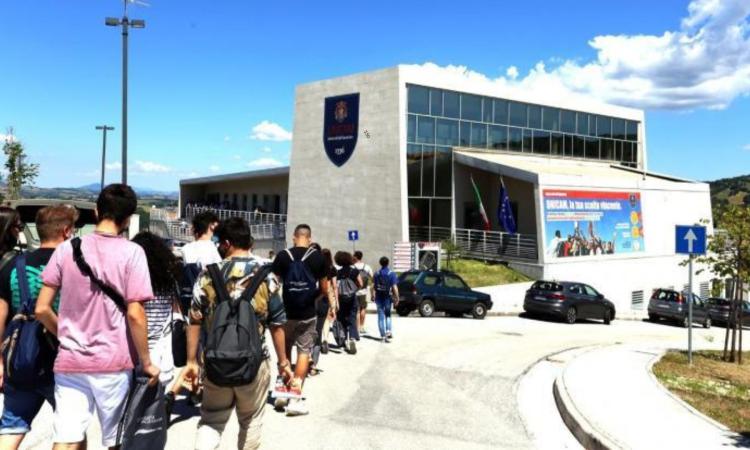 Studentati nelle Marche: 22,7 milioni per nuovi alloggi, Camerino protagonista Studentati nelle Marche: 22,7 milioni per nuovi alloggi, Camerino protagonista