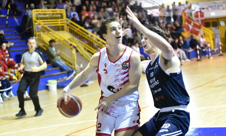 Basket, Matelica spazza via il Bramante Pesaro: super reazione della Halley