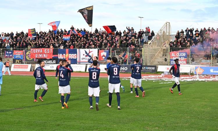 Serie D, un rosso per parte ma nessun gol: termina 0-0 il derby Civitanovese-Fermana Serie D, un rosso per parte ma nessun gol: termina 0-0 il derby Civitanovese-Fermana