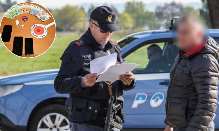 Macerata, getta la droga appena vede la Polizia: arrestato, non era in regola col permesso di soggiorno Macerata, getta la droga appena vede la Polizia: arrestato, non era in regola col permesso di soggiorno