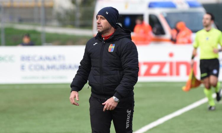 Serie D, la Civitanovese esonera Sante Alfonsi dopo il ko con la Recanatese Serie D, la Civitanovese esonera Sante Alfonsi dopo il ko con la Recanatese