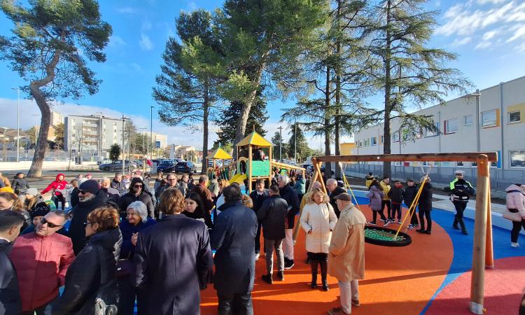Macerata, un milione di euro per la riqualificazione dell'area ex Casermette: ecco il nuovo parco Macerata, un milione di euro per la riqualificazione dell'area ex Casermette: ecco il nuovo parco