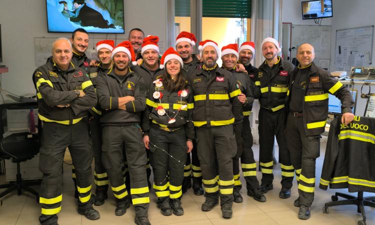 Macerata, Natale in servizio per i vigili del fuoco: gli auguri degli angeli custodi del territorio