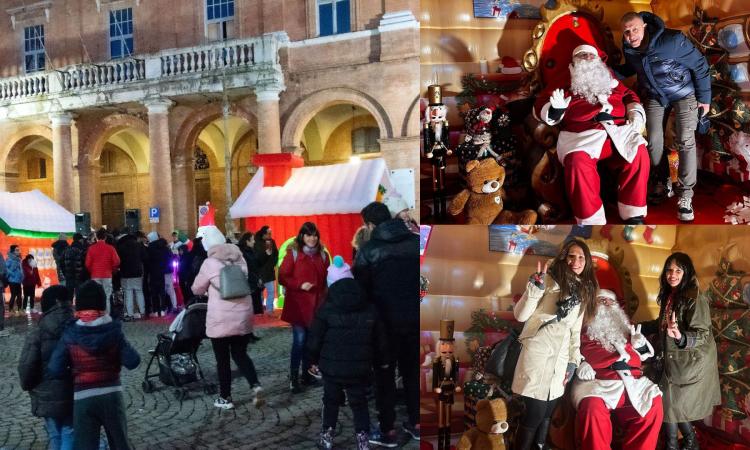 Matelica, il "Villaggio di Babbo Natale" anima piazza Mattei: giochi, regali e molto divertimento