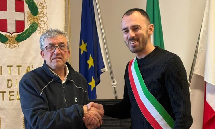Matelica, ultimo giorno di lavoro dopo 42 anni di servizio: Antonio Riganelli si gode la pensione per Capodanno Matelica, ultimo giorno di lavoro dopo 42 anni di servizio: Antonio Riganelli si gode la pensione per Capodanno