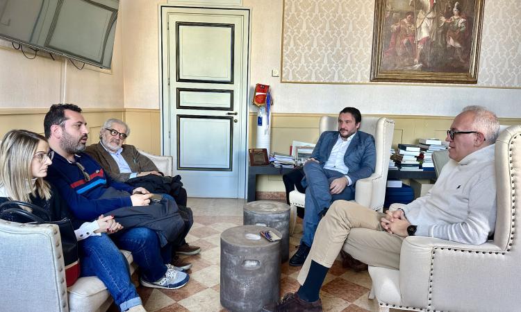Civitanova entra nel Consorzio Calzaturiero Fermano-Maceratese: "Fondamentale unire le forze" Civitanova entra nel Consorzio Calzaturiero Fermano-Maceratese: "Fondamentale unire le forze"
