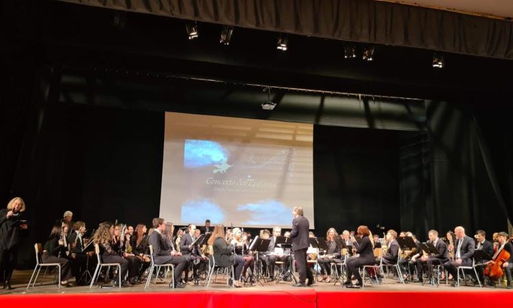 Gran finale di “Un Natale stellare a Camerino” : festa del torrone e concerto dell'Epifania Gran finale di “Un Natale stellare a Camerino” : festa del torrone e concerto dell'Epifania