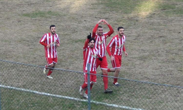 Prima Categoria, Castellano show nel derby: la Belfortese supera 4-0 l'Elite Tolentino (VIDEO)