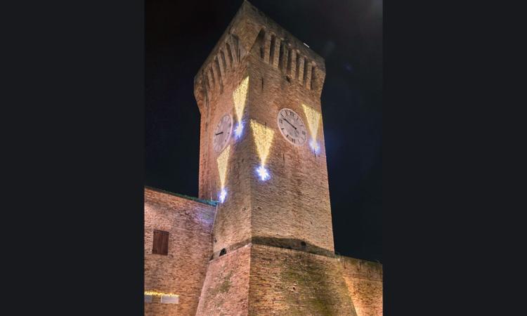 Porto Recanati, la magia della befana scende dalla torre del Castello Svevo: un pomeriggio di eventi