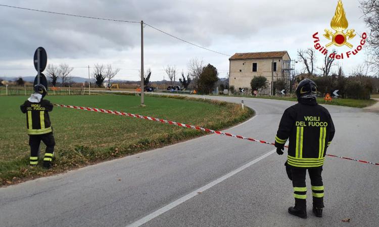 Fuga di gas a Jesi, intervento dei vigili del fuoco: 18 famiglie senza fornitura per tre ore