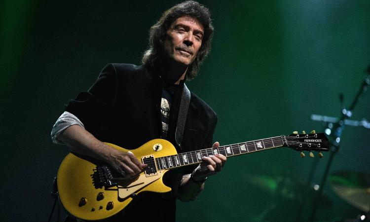 Colpaccio per Sferisterio Live 2025: il leggendario chitarrista dei Genesis Steve Hackett a Macerata