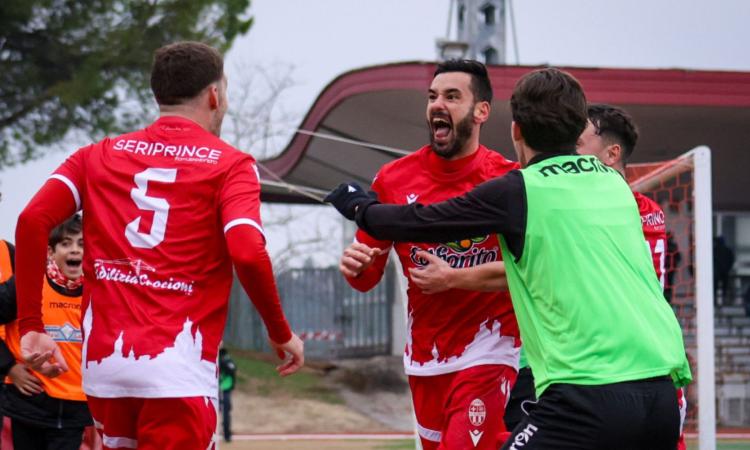 Eccellenza, Maceratese sul velluto: Cognigni e Ruani stendono l'Atletico Mariner Eccellenza, Maceratese sul velluto: Cognigni e Ruani stendono l'Atletico Mariner