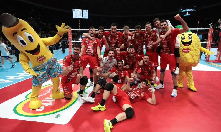 La Lube dello stratega Medei piega Trento al tie-break: è finale di Coppa Italia contro Verona La Lube dello stratega Medei piega Trento al tie-break: è finale di Coppa Italia contro Verona
