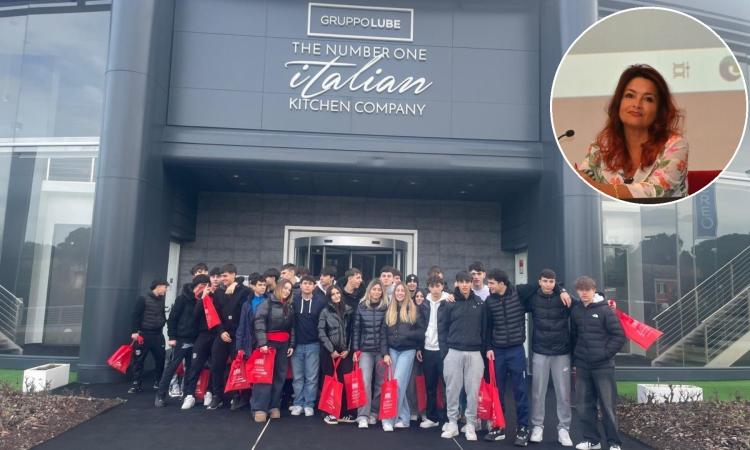 Macerata, gli studenti dell'Ite "Gentili" in visita alla Cucine Lube un’esperienza tra impresa e sport Macerata, gli studenti dell'Ite "Gentili" in visita alla Cucine Lube un’esperienza tra impresa e sport