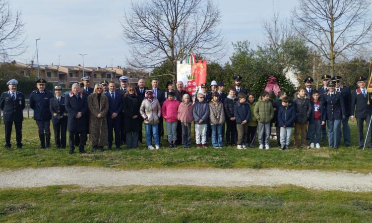 Omaggio all'ex questore Palatucci a Macerata: "Uomo di grande umanità e generosità" Omaggio all'ex questore Palatucci a Macerata: "Uomo di grande umanità e generosità"