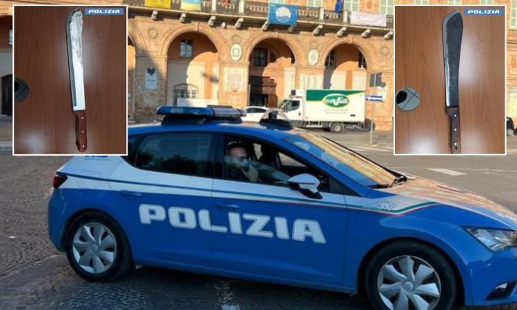 Violenze tra gruppi di giovani a Civitanova: trovati tre machete, aumentano i controlli