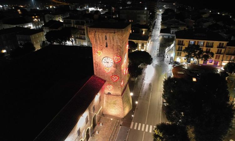 Porto Recanati si tinge d'amore: un San Valentino ricco di eventi con 'Porto in Love' Porto Recanati si tinge d'amore: un San Valentino ricco di eventi con 'Porto in Love'