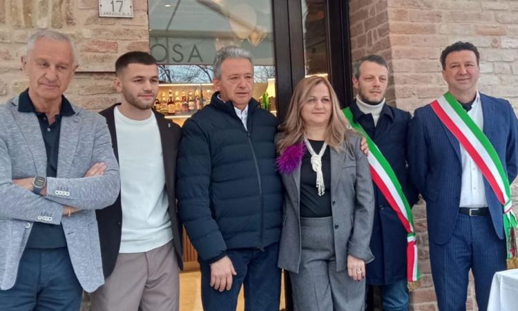 All'Abbadia di Fiastra nasce il caffè "Da Rosa" grazie all'impegno di due giovani: sarà anche B&B All'Abbadia di Fiastra nasce il caffè "Da Rosa" grazie all'impegno di due giovani: sarà anche B&B