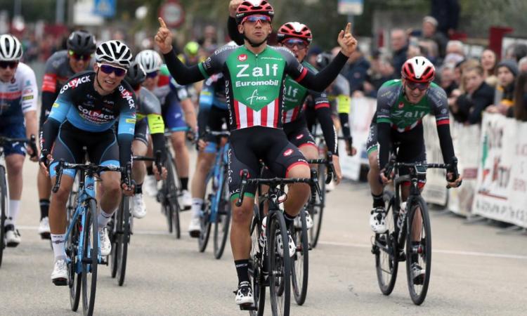 Civitanova, torna il Gran Premio dell'Industria: i migliori ciclisti under 23 si sfidano su oltre 100 km