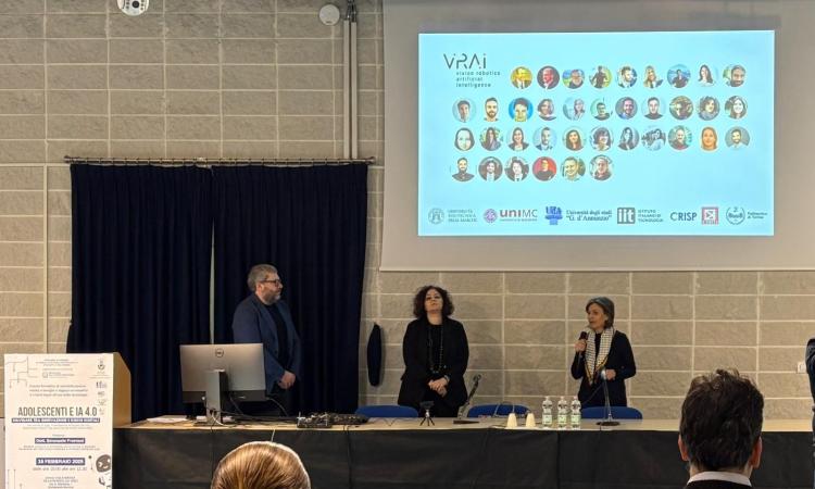 Civitanova, adolescenti a scuola di intelligenza artificiale Civitanova, adolescenti a scuola di intelligenza artificiale