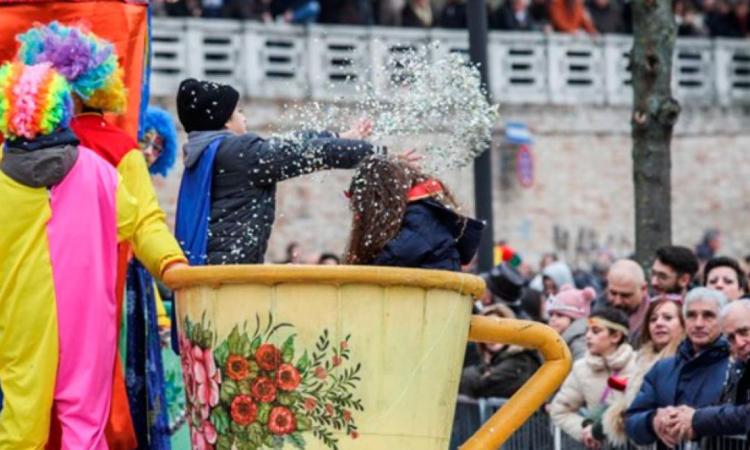 35° Carnevale maceratese: vietate bombolette e bottiglie di vetro, se piove c'è il rinvio