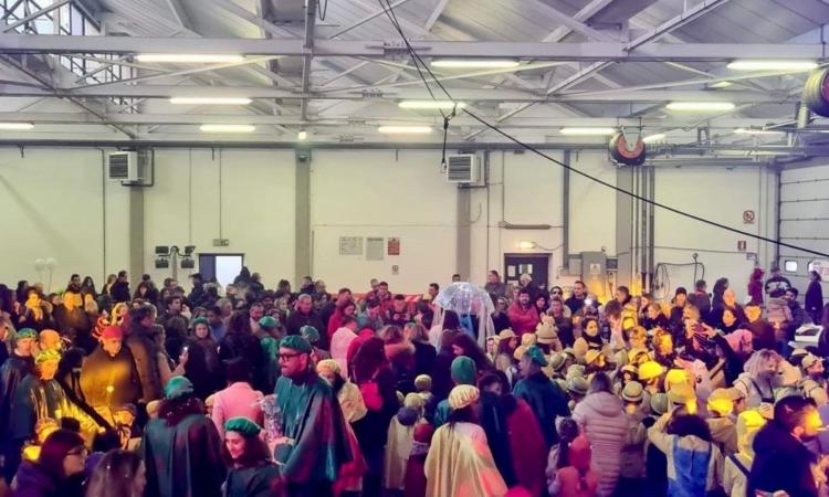 Carnevale di Camerino: la Grande Parata 2025 si sposta al coperto per una festa senza pioggia Carnevale di Camerino: la Grande Parata 2025 si sposta al coperto per una festa senza pioggia