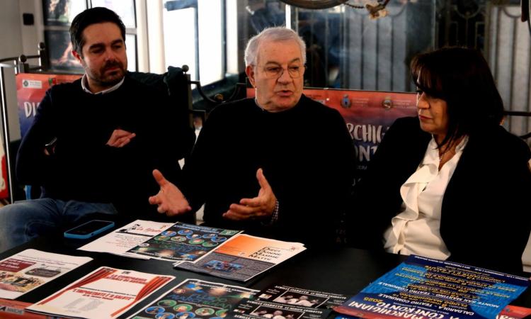 "Dialetti marchigiani a confronto": 5 compagnie si contendono il miglior spettacolo della provincia "Dialetti marchigiani a confronto": 5 compagnie si contendono il miglior spettacolo della provincia