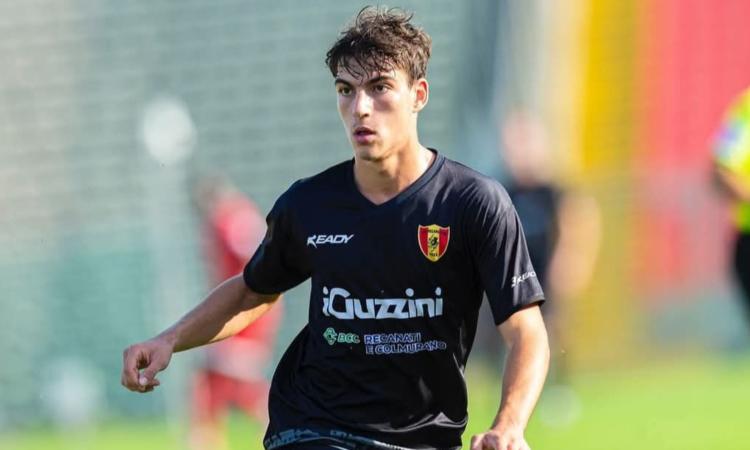 Nicola Pepa convocato per la Viareggio Cup: l'attaccante della Recanatese giocherà con la Rappresentativa di Serie D Nicola Pepa convocato per la Viareggio Cup: l'attaccante della Recanatese giocherà con la Rappresentativa di Serie D